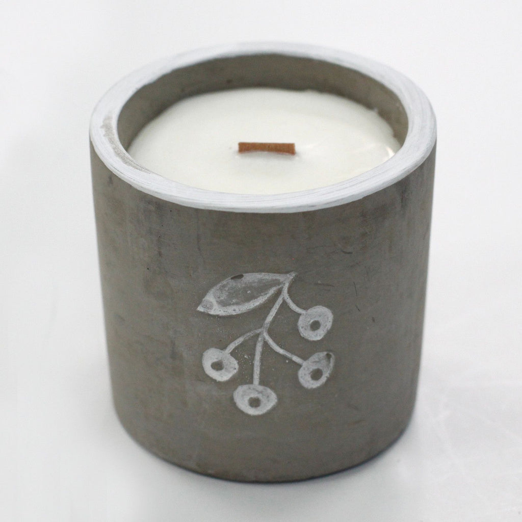 Med Concrete Soy Candle - Berrys - Juniper & Sweet Gin